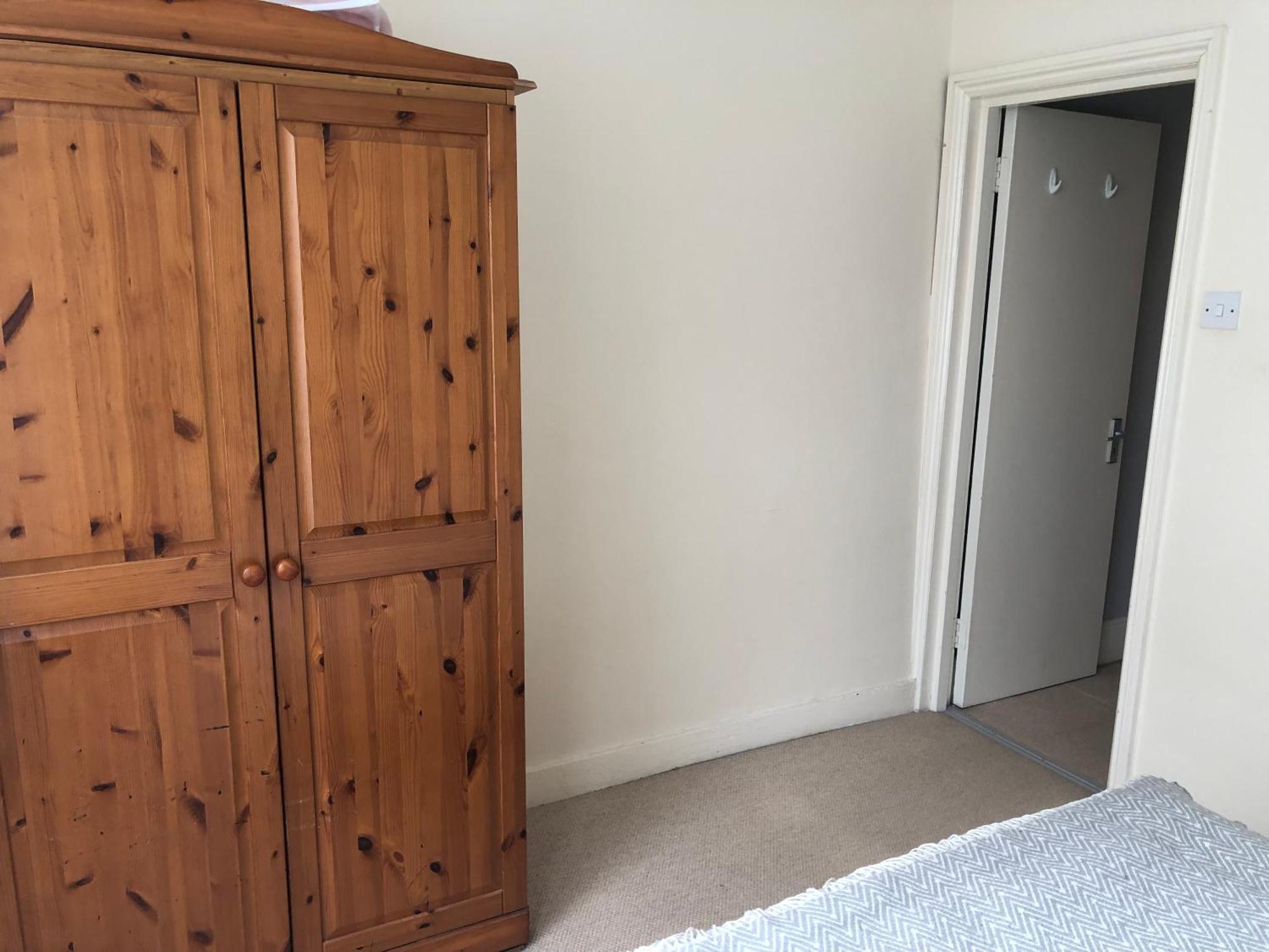 Spacious West London 2 Bedroom Apartment ภายนอก รูปภาพ