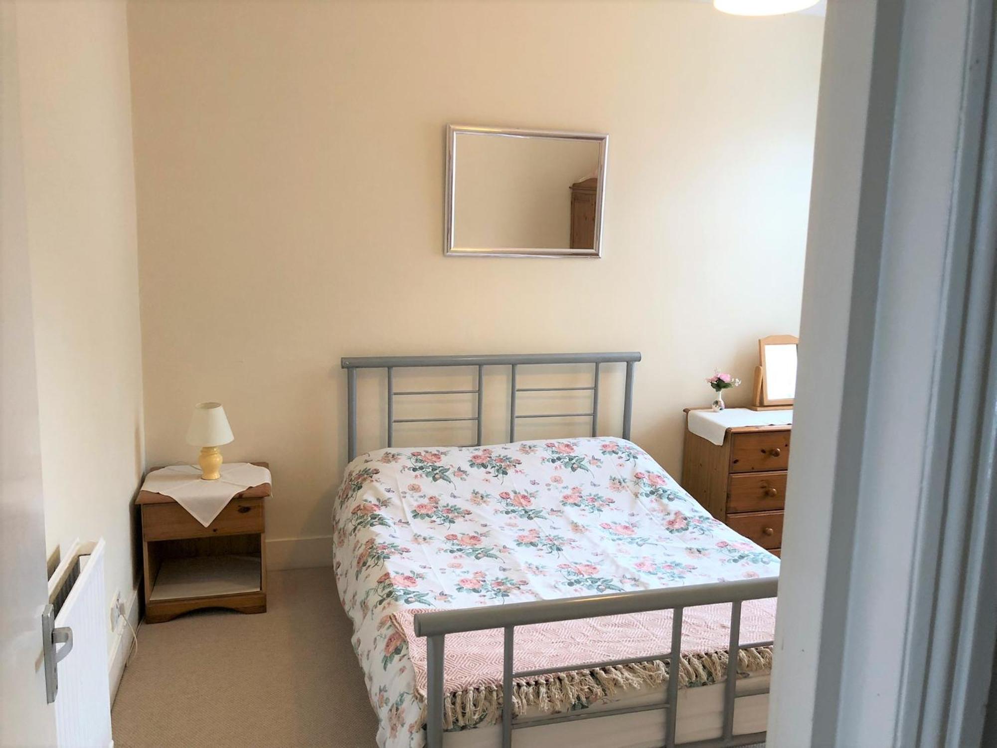Spacious West London 2 Bedroom Apartment ภายนอก รูปภาพ